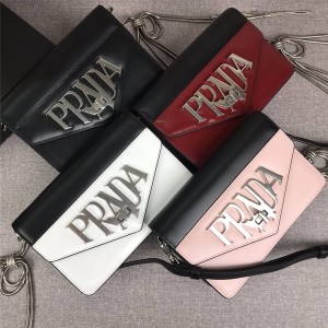 Prada/普拉达官网女包新款大金属字母LOGO拼色链条单肩包1BD101