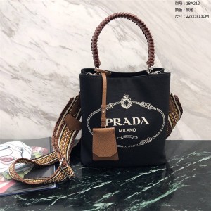 PRADA普拉达官网专柜正品女包Panier 帆布和皮革手袋水桶包1BA212